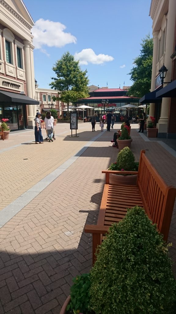 Vancouver Outlet McArturGlen - Vancouver
